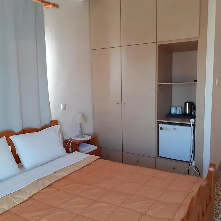 Kritikos Apartment *