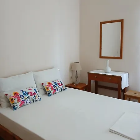 Kritikos 莫奈姆瓦夏