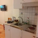 Kritikos Lägenhet Monemvasía