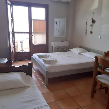 Apartament Kritikos