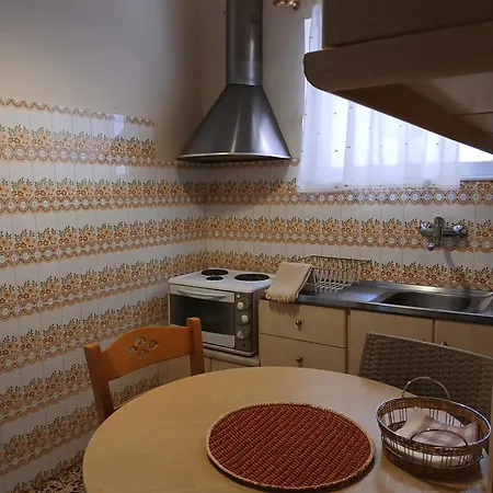 Kritikos * Monemvasía