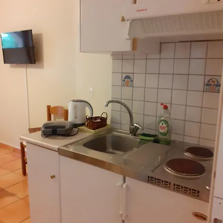 Kritikos דירה מונמבאסיה