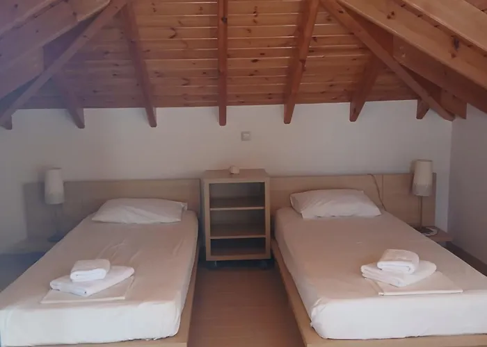 Kritikos Apartment *