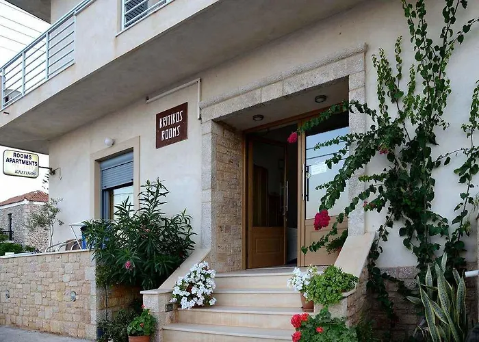 Kritikos Apartment *
